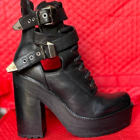 Jeffrey Campbell “Charita 2” Platform Combat Boot with Cutouts (W US9) - Picture 4 of 7
